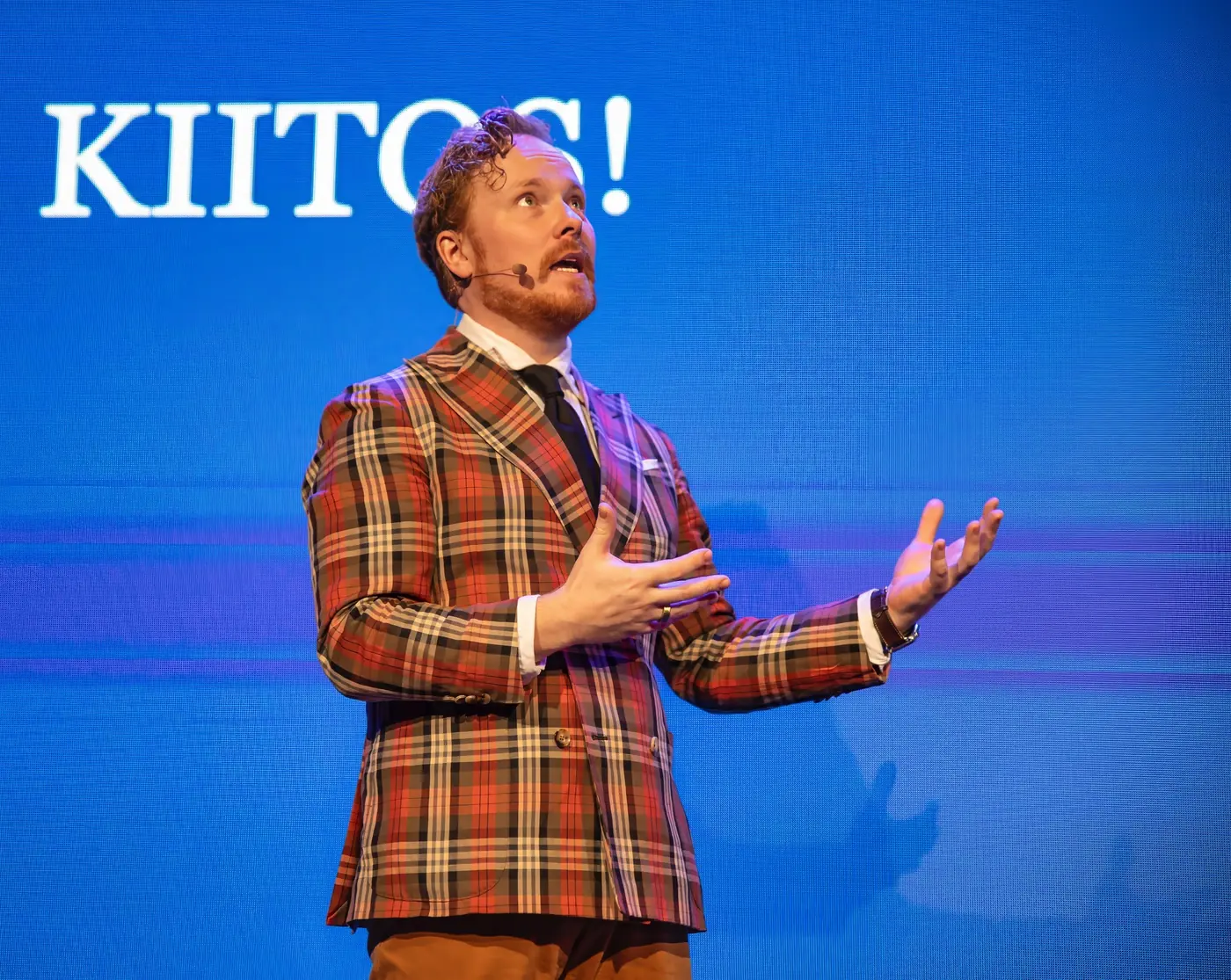 Mika Syrenius on stage